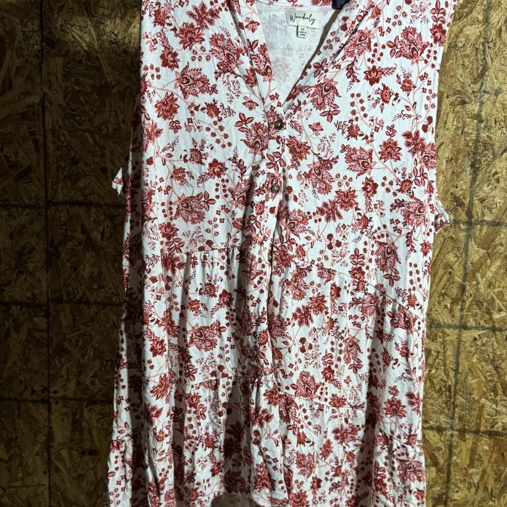 Wonderly Floral Sleeveless Tiered Top Size 2X